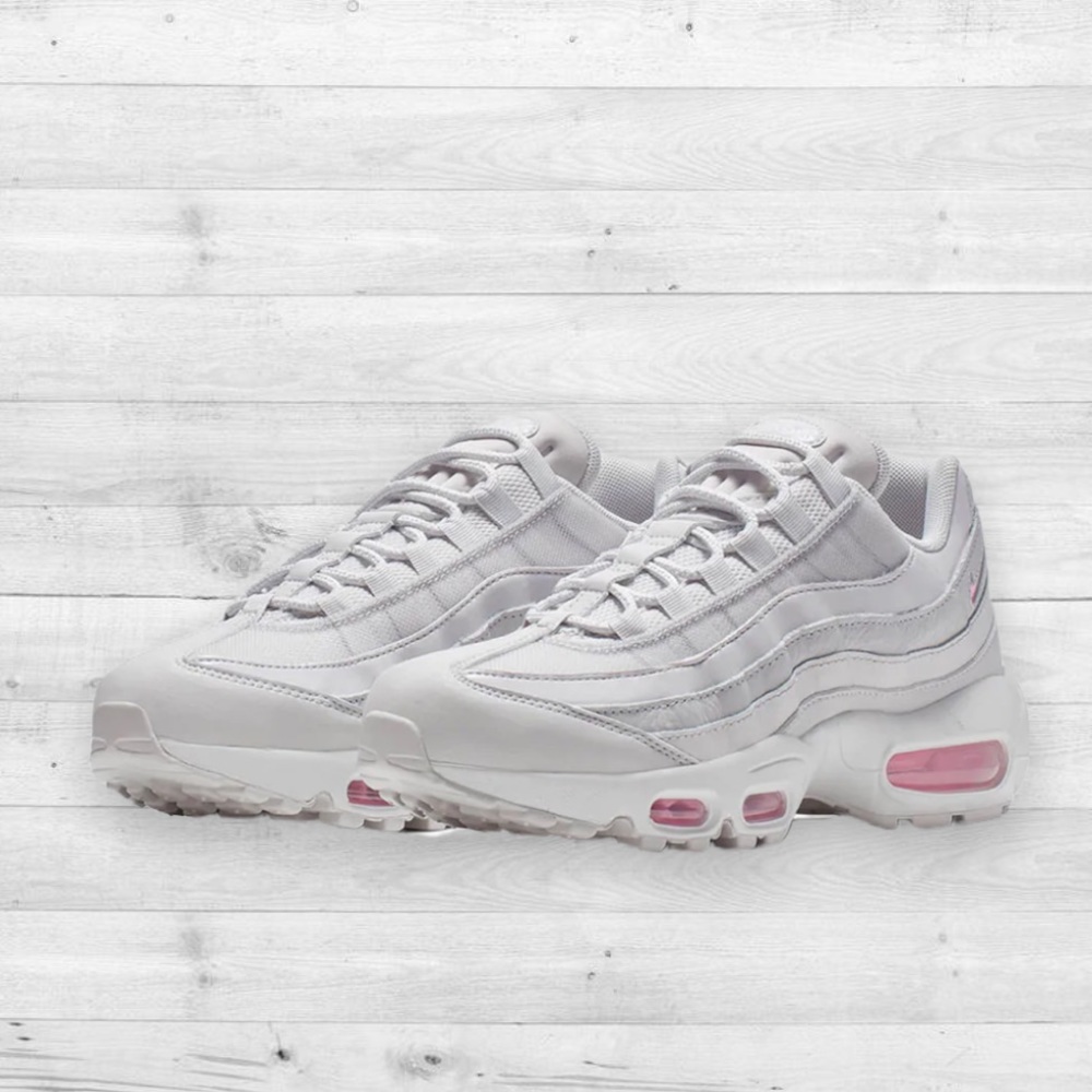 NIKE WOMEN'S AIR MAX 95 SE PSYCHIC PINK